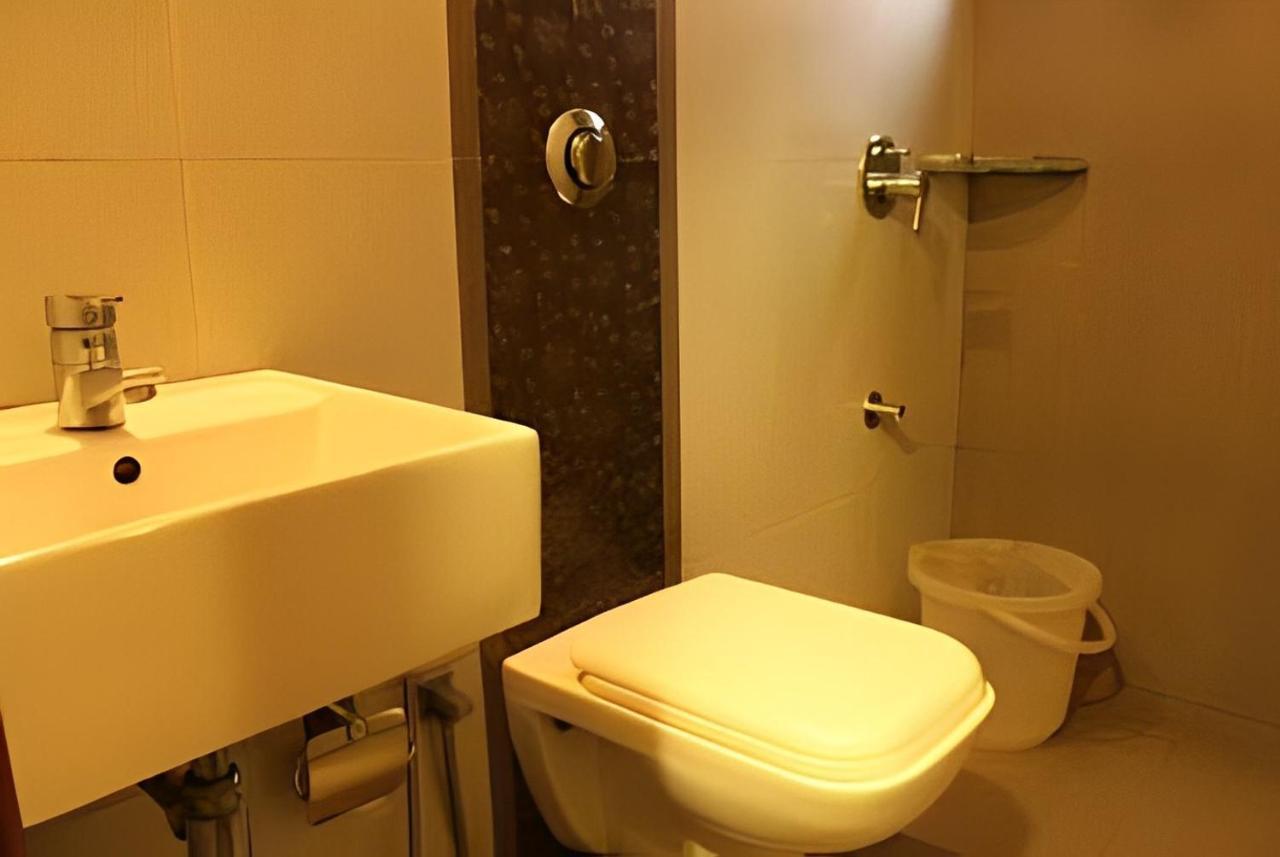 Apollo Guest House Мумбаї Екстер'єр фото